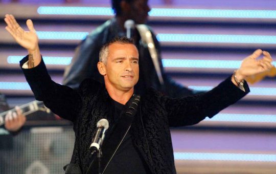 Eros Ramazzotti reazione gravidanza figlia