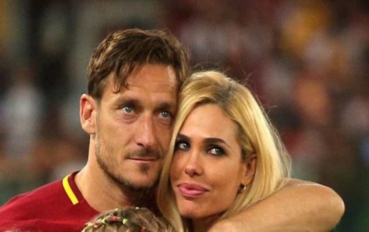 totti e ilary, solocine.it, 13.9.22