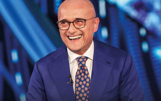 Alfonso Signorini di nuovo innamoratissimo