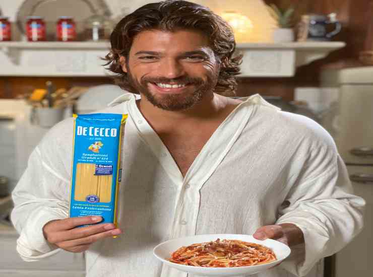 Can Yaman iniziativa pasta