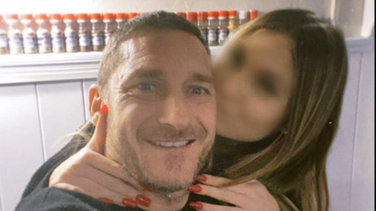 Francesco Totti harassed by Chanel