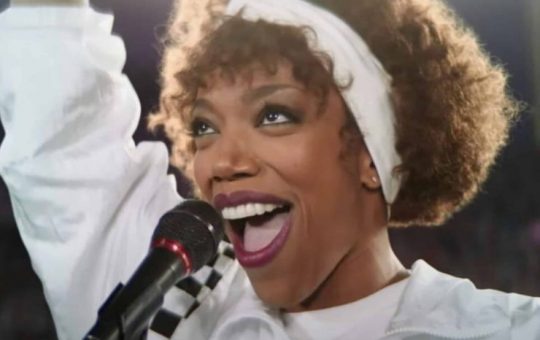 Whitney: Una Voce Diventata Leggenda nuova clip