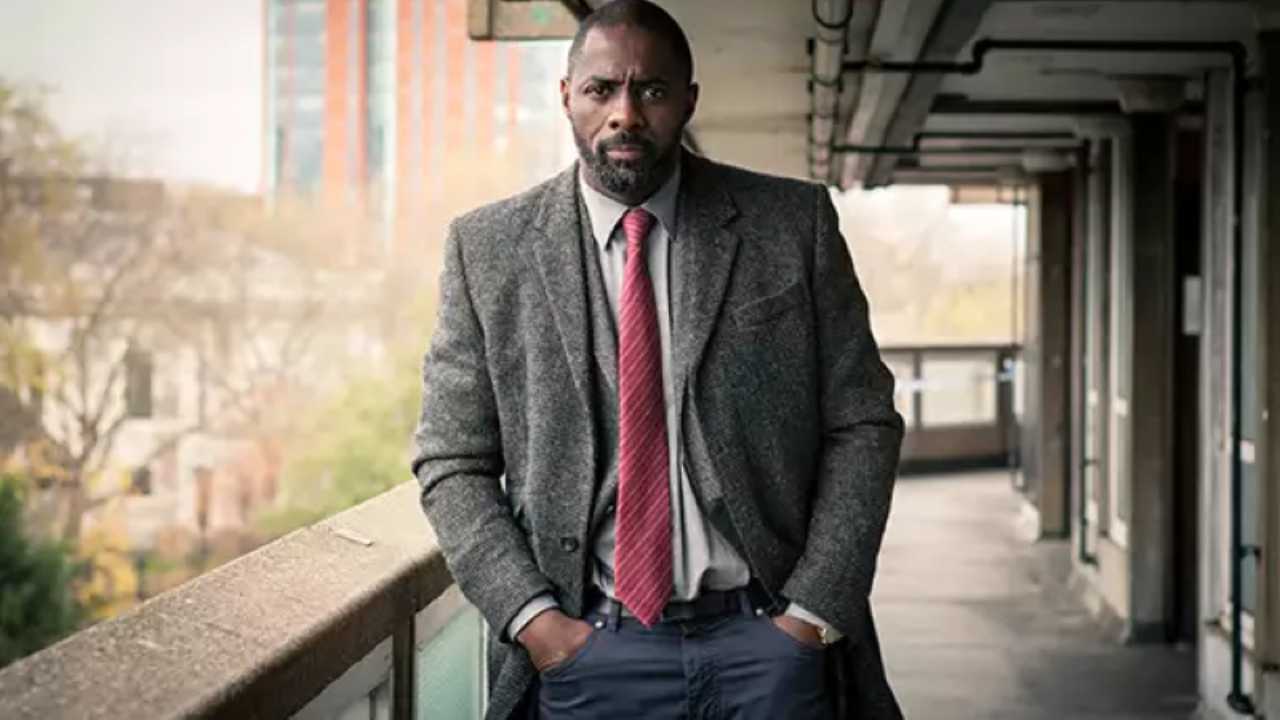 Idris Elba nelle prime immagini del film su Luther