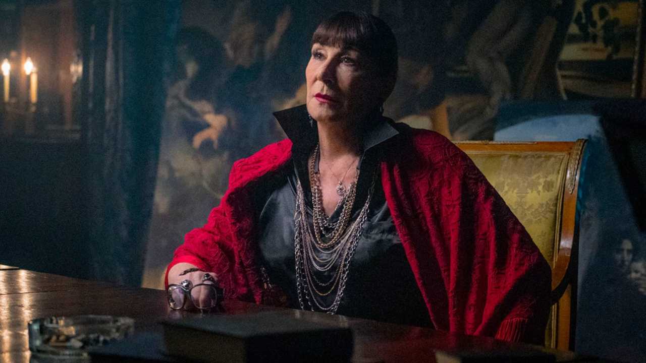 Anjelica Huston torna in Ballerina