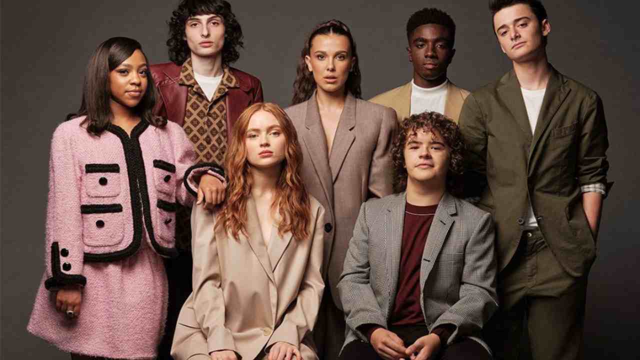 stranger things cast solocine