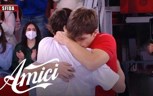 Il ballerino di "Amici" Paky si apre e racconta la perdita della madre