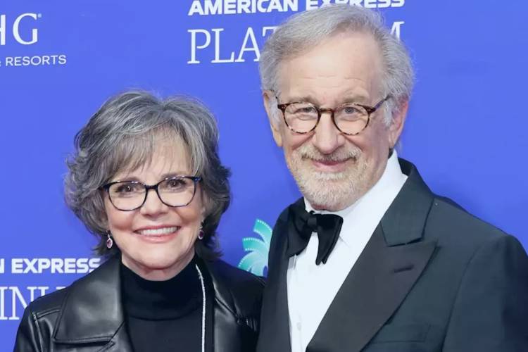 Sally Field appuntamento romantico Steven Spielberg