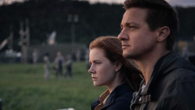 Jeremy Renner- arrival- solocine.it