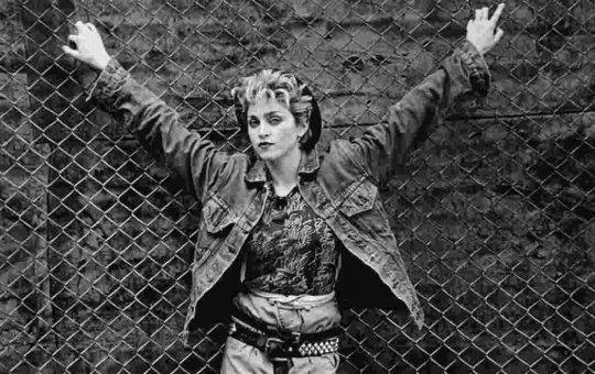 Film Madonna stand-by