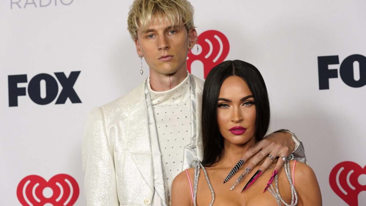 Megan Fox- Machine Gun Kelly- solocine.it