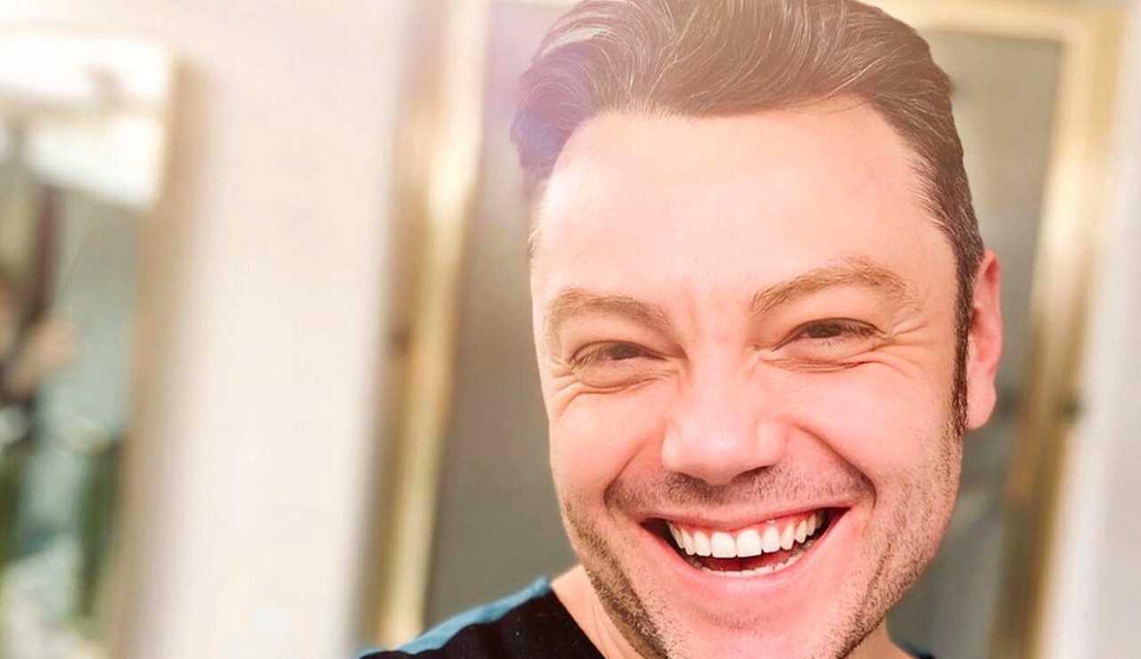 Tiziano Ferro sta vivendo un momento d'oro: accanto a lui c'è sempre il marito Victor