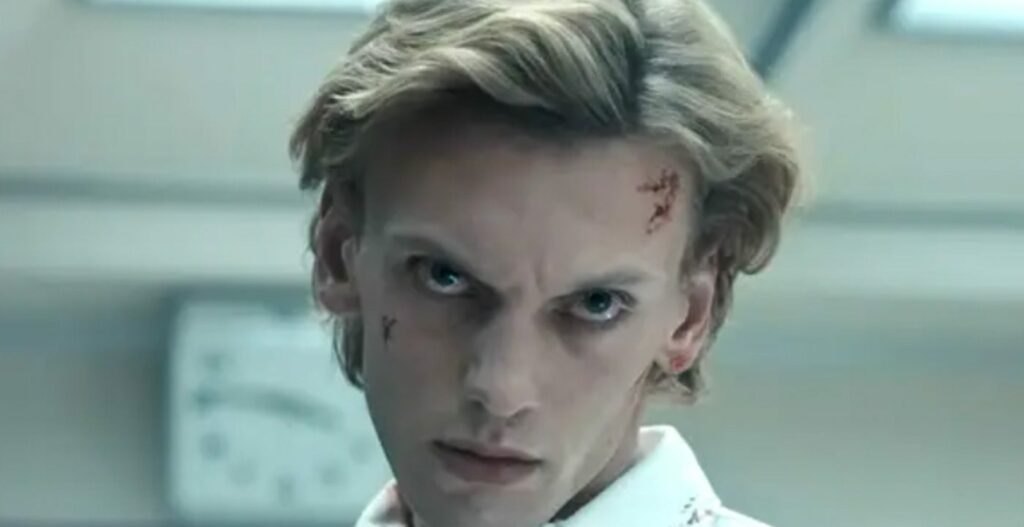 Jamie Campbell Bower solocine.it