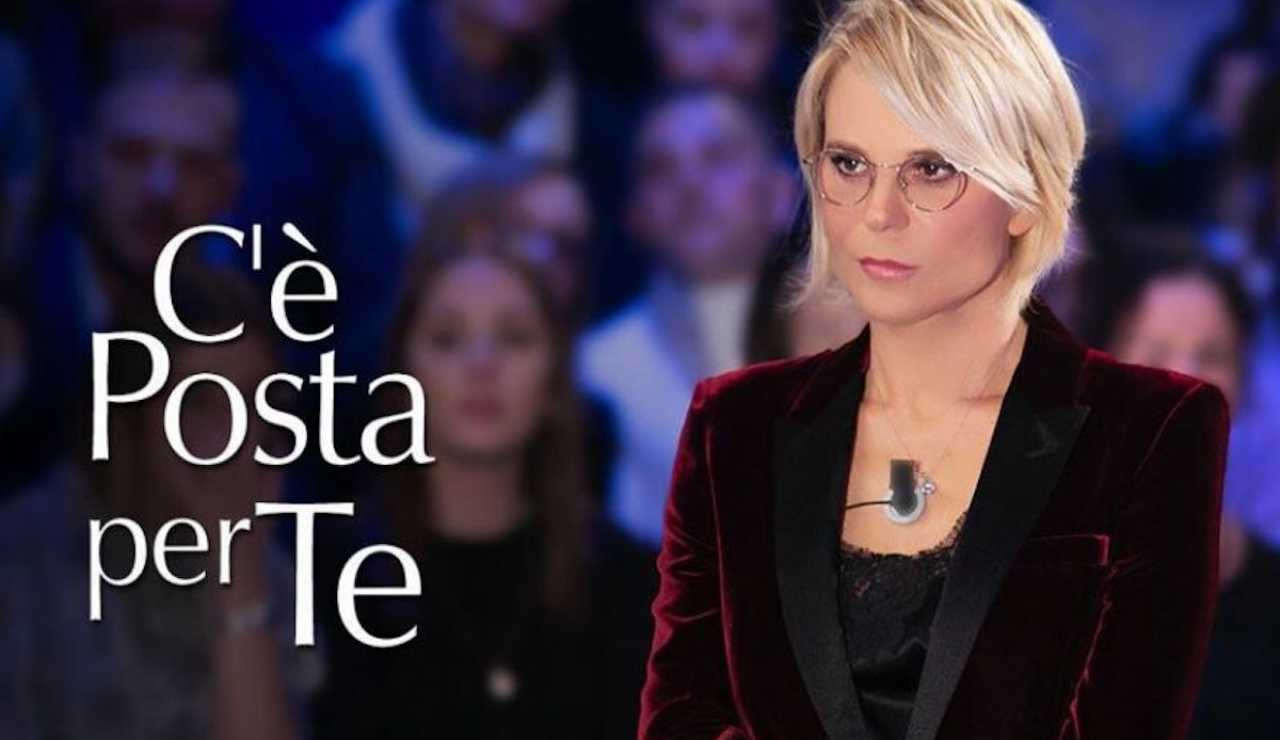 Maria De Filippi torna in tv con "C'è posta per te" dopo la morte del marito e manda in onda un toccante messaggio