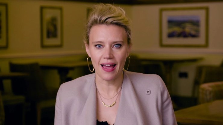 Kate Mckinnon- the blink of an eye- solocine.it