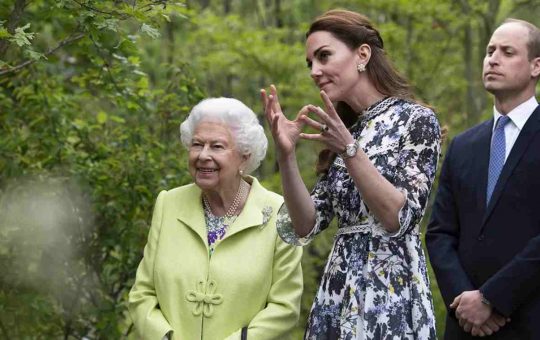 William, Kate e la Regina d'Inghilterra