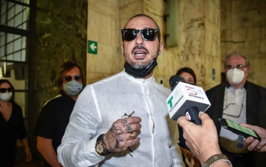 Fabrizio Corona- Ilary Blasi- solocine.it