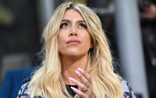 Wanda Nara- operazione- solocine.it