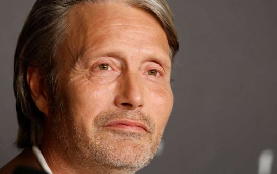 mads mikkelsen solocine