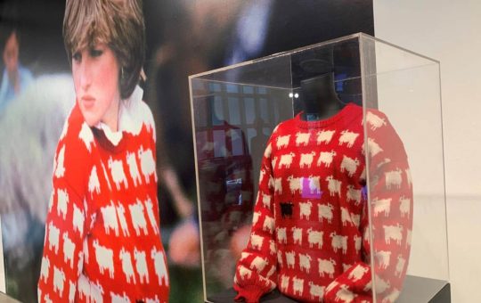 Il maglione di Lady D - Fonte: Ansa - solocine.it