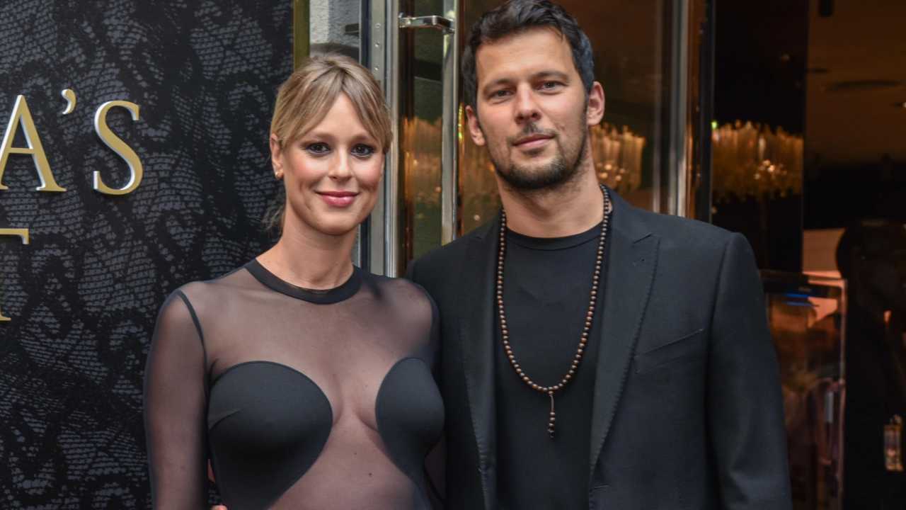 Federica Pellegrini- Matteo Giunta- solocine.it